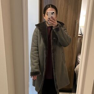 Uniqlo Gray Faux Fur Lined Coat